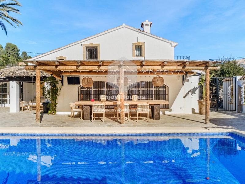 Foto b1153519-b4d2-4c40-8661-438a012a1327. Maison avec parking piscine dans Jesús Pobre Dénia