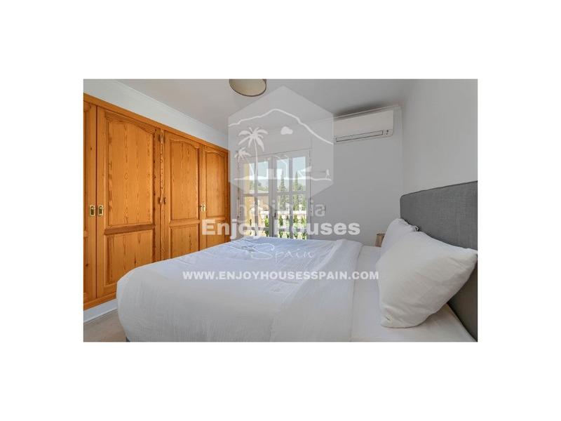 Foto 017330bd-ffe2-4ce1-9c3e-b4ad53fa1584. Maison dans Cap Martí - El Tossalet - Pinomar Xàbia