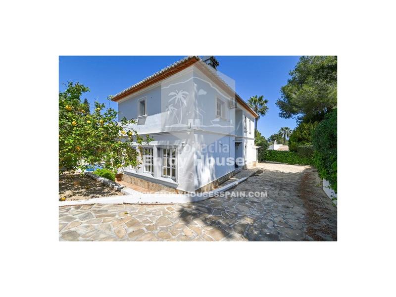 Foto 567e74b0-ffae-4de4-b5a9-318b2546461b. Maison dans Cap Martí - El Tossalet - Pinomar Xàbia