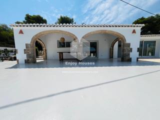 Casa en Portichol-Balcón al Mar. Villa estilo ibiza con casas de invitados y piscina en portixol,