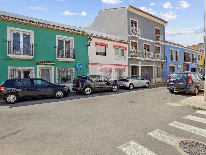 Foto ae46f571-59e7-4fdc-a598-01980db681fb. Casa a schiera in El Puerto Dénia