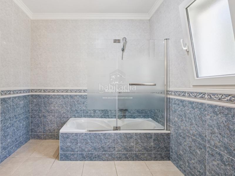 Foto 6e246b2d-9c9b-46ae-a991-a088c6158f84. Casa amb aparcament piscina a Partida Comunes-Adsubia Xàbia