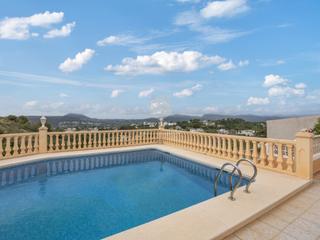 Casa a Partida Tosal - Zona dels Castellans. Tranquila villa de 4 dormitorios con piscina, vistas panorámicas