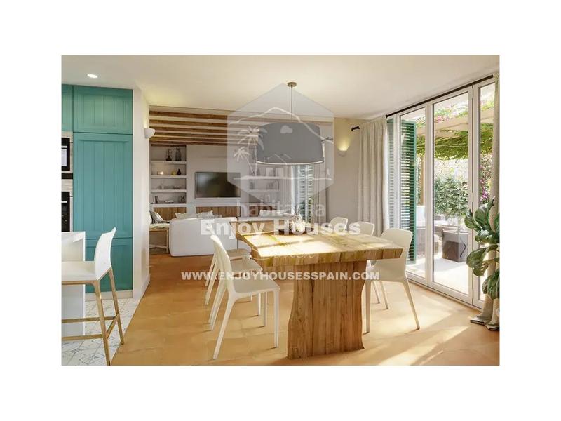 Foto 4b5ddf32-3a88-43ea-bcff-c8e091b6297d. Casa elegante villa independiente con amplio jardín privado en Xàbia