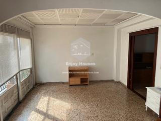 Apartament a Centro Ciudad. Oportunidad de renovación en el corazón del casco histórico de j