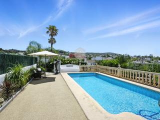 Casa en Cap Martí - El Tossalet - Pinomar. Elegante villa orientada al sur en venta en pinosol, jávea