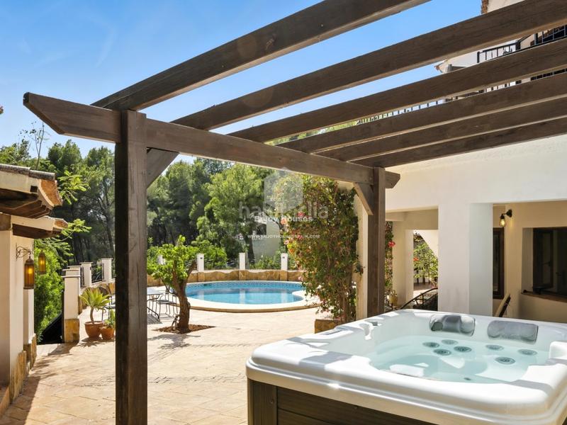 Foto f1f497ee-1b0a-48b4-9824-7eebd7f4e226. Casa con parcheggio piscina in Montgó - Ermita Xàbia