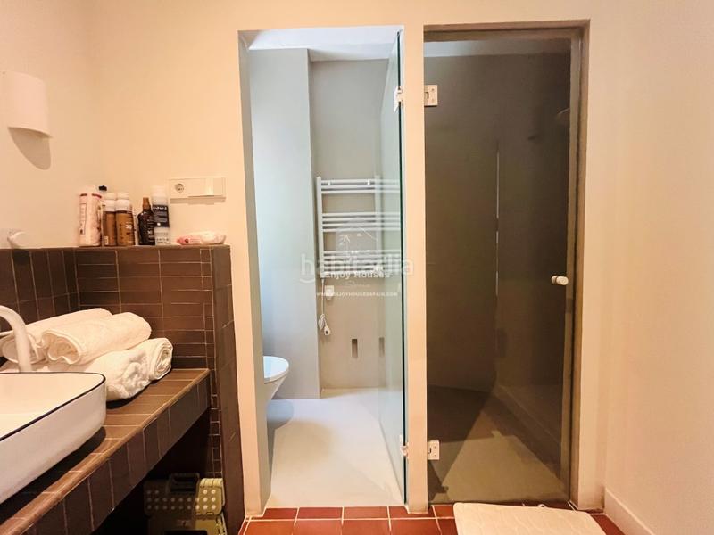 Foto 80f9789a-00fc-43ea-89e3-54928f1c73d2. Casa moderna villa de lujo con casa de invitados en las rotas, 5 dormitorios, máxima privacidad y acabados superiores en Dénia