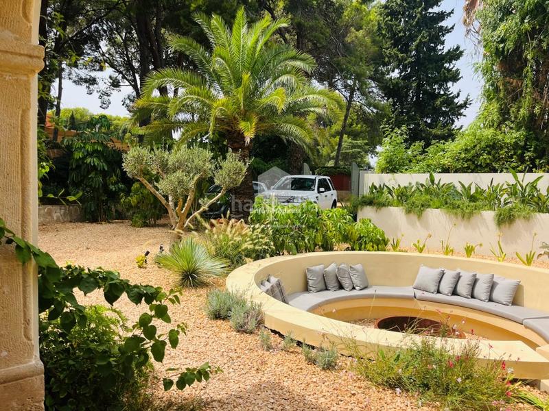 Foto b4e0aed6-efd0-4665-a711-5cb39a73aef2. Casa moderna villa de lujo con casa de invitados en las rotas, 5 dormitorios, máxima privacidad y acabados superiores en Dénia