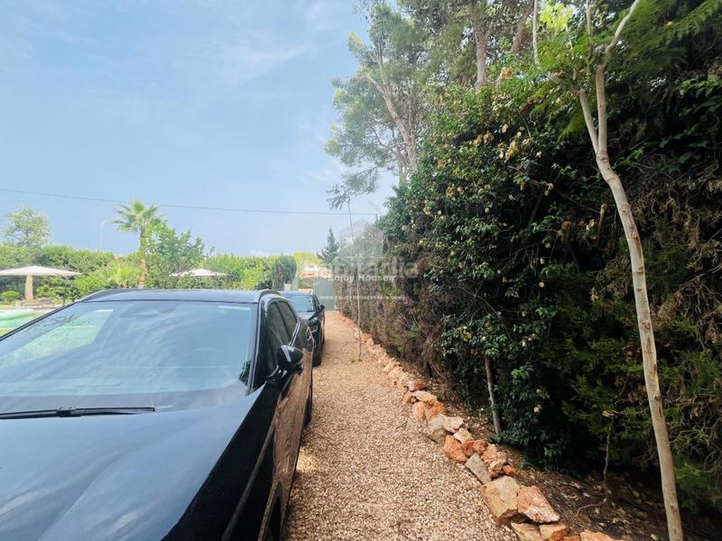 Foto c320914b-5380-4bad-b2d5-6ee2443e0690. Casa moderna villa de lujo con casa de invitados en las rotas, 5 dormitorios, máxima privacidad y acabados superiores en Dénia