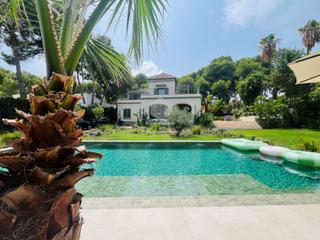 Haus in Las Rotas / Les Rotes. Moderna villa de lujo con casa de invitados en las rotas, dénia