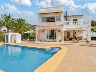 Maison à Pinar de Advocat-Cometa. Villa mediterránea con vistas panorámicas y alojamiento independ