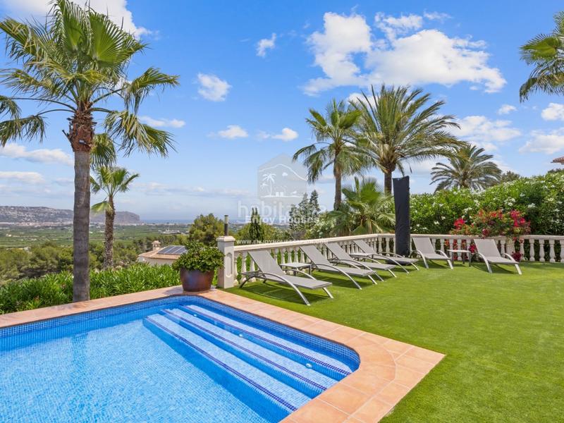 Foto 52c54045-d0cf-4f41-ad9c-0f7b3a08b2e6. House with pool in Partida Comunes-Adsubia Xàbia