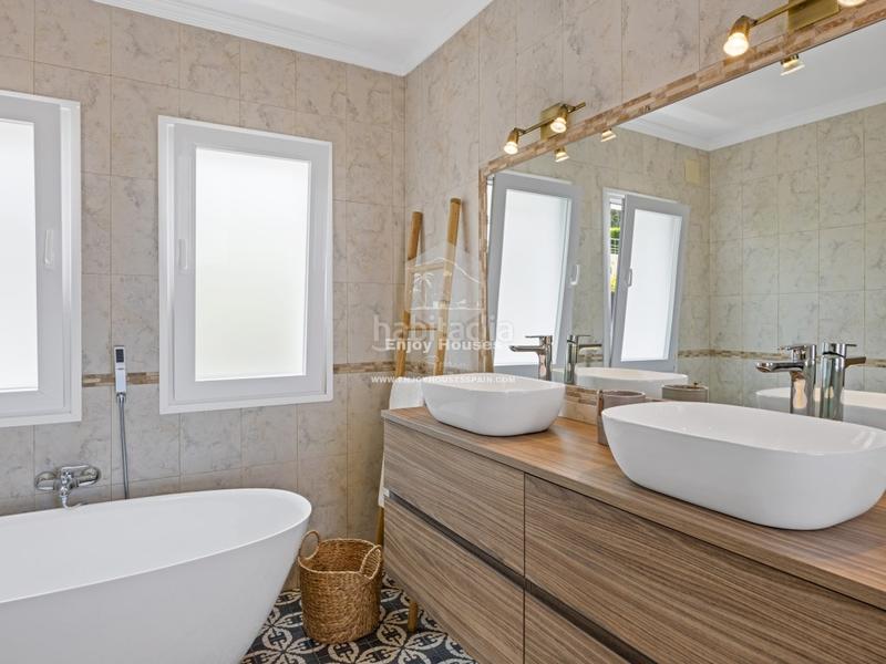 Foto 5dbe2254-ff6e-4f3f-904b-c1fb0665f5d9. House with pool in Partida Comunes-Adsubia Xàbia