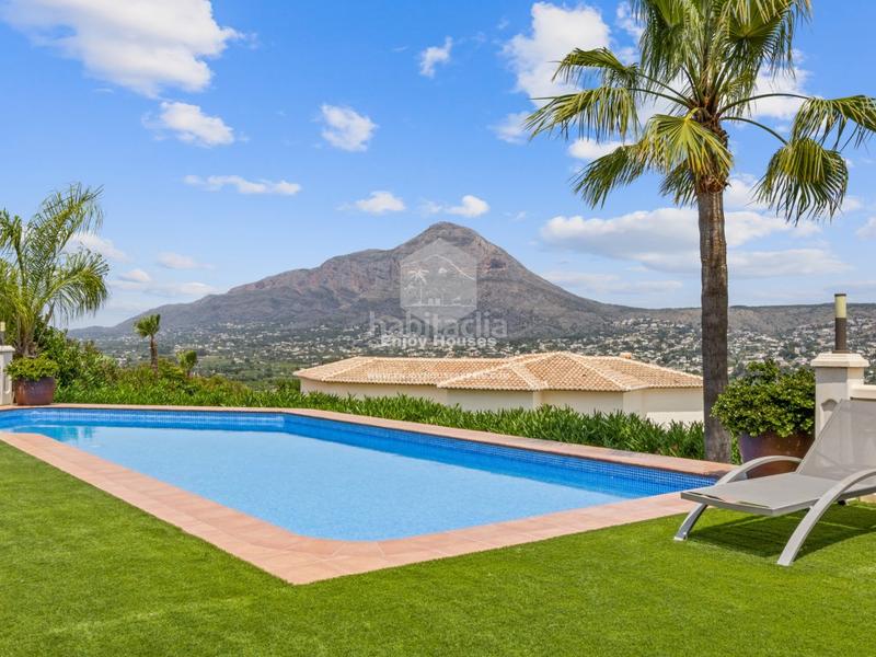 Foto b11d56a0-8513-4e7b-9d96-d8b72ffae7f4. House with pool in Partida Comunes-Adsubia Xàbia