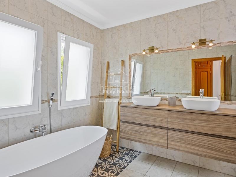 Foto b8f87afa-ff5a-41cb-86f8-cf17a449fddc. House with pool in Partida Comunes-Adsubia Xàbia