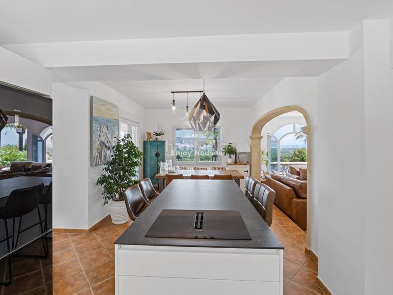 Foto ccbea69d-8a03-4a52-a017-1a2b5fa61949. House with pool in Partida Comunes-Adsubia Xàbia