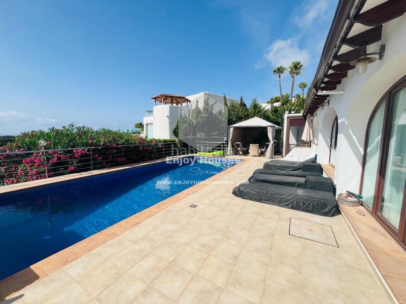 Foto ab752345-e493-4797-8c85-4789546a85b4. Casa con riscaldamento parcheggio piscina in Benimeit-Tabaira Moraira