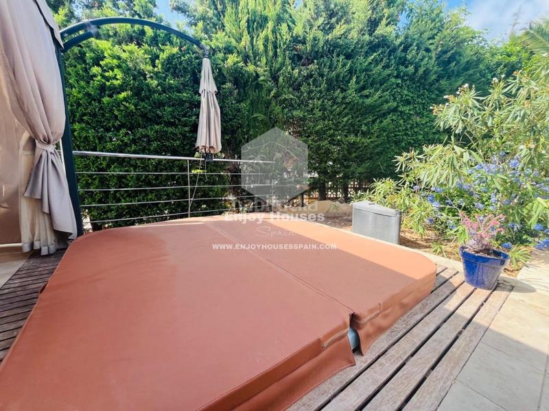 Foto b2317627-a52b-4eaf-b1ea-8a013dac4a45. Casa con riscaldamento parcheggio piscina in Benimeit-Tabaira Moraira