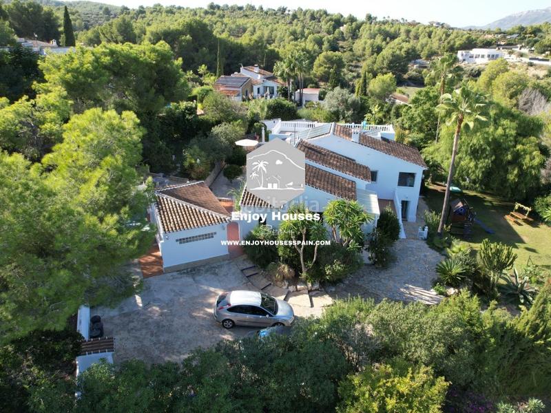 Foto 92cb5fc6-2d6f-4e23-9f5c-63cd9b1910e2. Casa amb piscina a Partida Comunes-Adsubia Xàbia