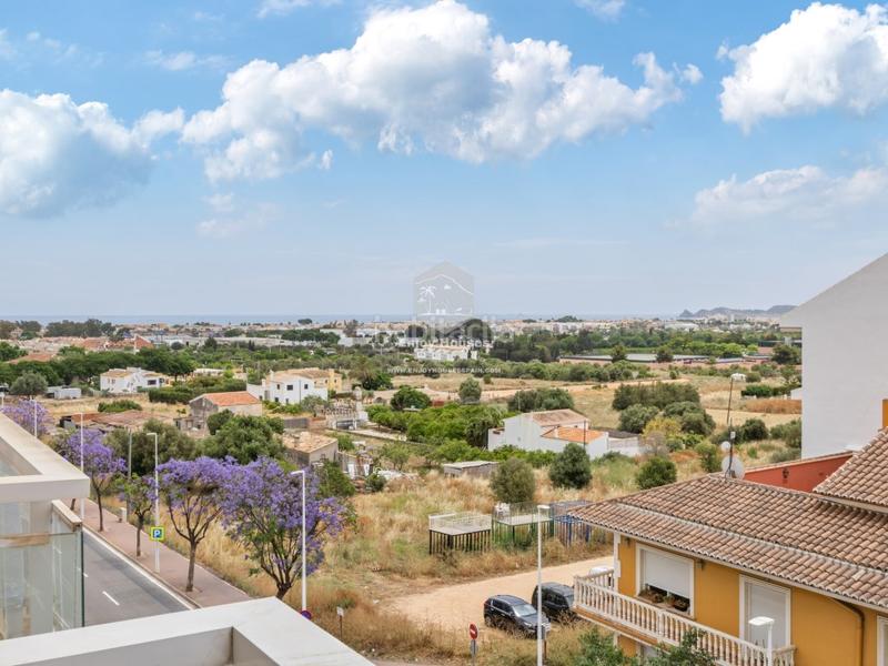 Foto 3bec581a-107a-434a-915b-10a4be7b5cc9. Dúplex amb aparcament a Centro Ciudad Xàbia