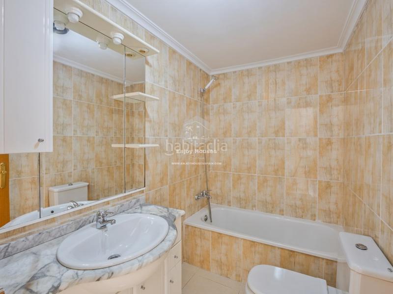 Foto a022fa5b-f91a-4573-999a-8c09c7ad0095. Dúplex amb aparcament a Centro Ciudad Xàbia