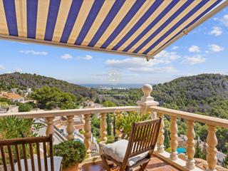 Casa en Partida Comunes-Adsubia. Villa tradicional con vistas panorámicas al mar y total privacid