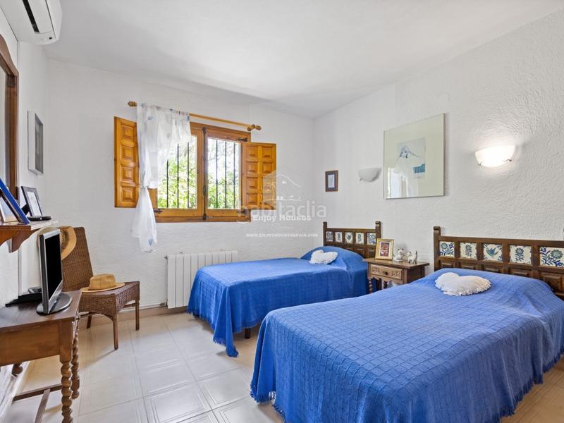 Foto 1cb12523-2152-450d-b2d1-878760f491b1. Casa villa tradicional con vistas panorámicas al mar y total privacidad sol de este, jávea en Xàbia