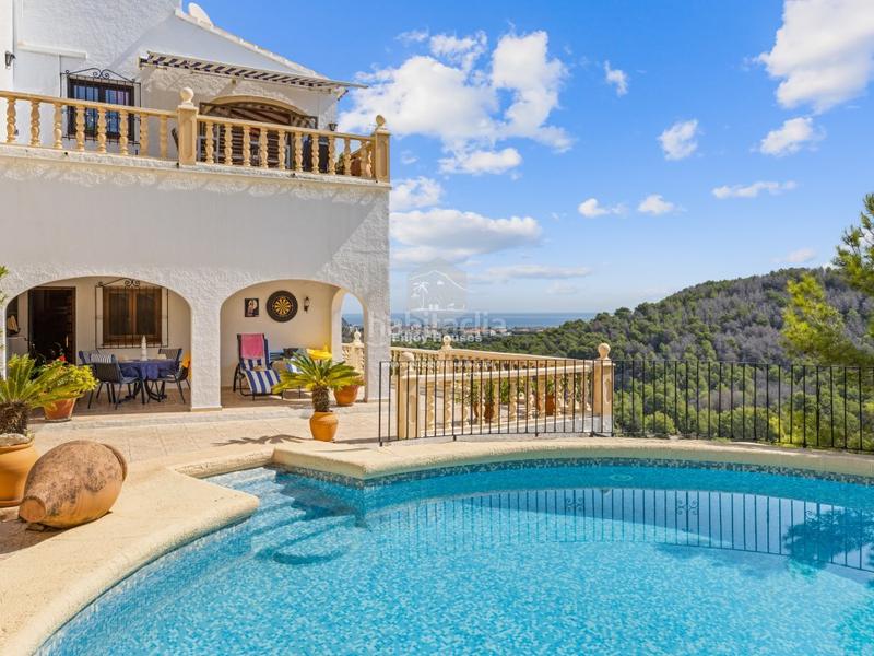 Foto cf295295-2261-4fad-a1e1-e76742b77ab9. Casa villa tradicional con vistas panorámicas al mar y total privacidad sol de este, jávea en Xàbia