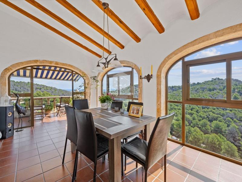 Foto fc2f6dfc-d5de-4eaa-877a-937c05827e46. Casa villa tradicional con vistas panorámicas al mar y total privacidad sol de este, jávea en Xàbia