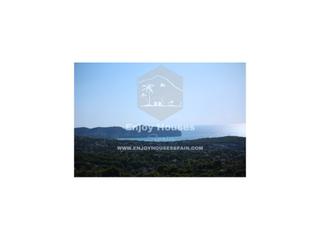Terreno residenziale in La Fustera. Parcela doble única con vistas panorámicas al mar en benissa cos