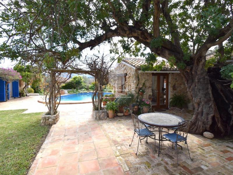 Foto c7742031-f568-4f91-ad7e-74b6989e35c7. Casa con riscaldamento parcheggio piscina in Montgó - Ermita Xàbia