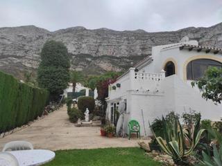 Maison à El Montgó. Chalet con encanto en denia con impresionantes vistas al mar y a