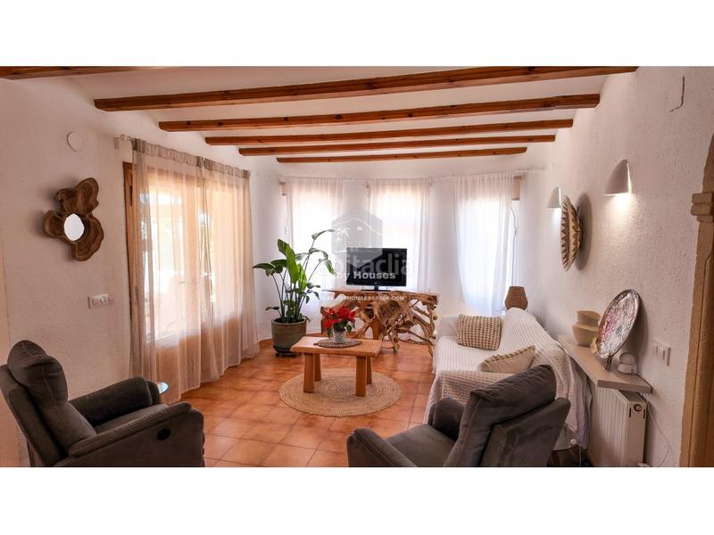 Foto 00f7ed44-be03-44d5-a2b2-2b5b24c9ad9e. Casa espaciosa villa independiente con dos entradas, jardín privado y piscina en pinosol en Xàbia