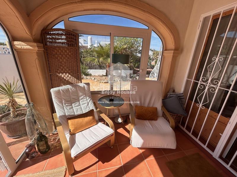 Foto 25cf0a96-f1e4-4266-a16a-21288d3998f7. Casa espaciosa villa independiente con dos entradas, jardín privado y piscina en pinosol en Xàbia