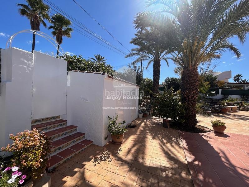 Foto 3acd00ef-018a-4be7-941c-f669f926d426. Casa espaciosa villa independiente con dos entradas, jardín privado y piscina en pinosol en Xàbia