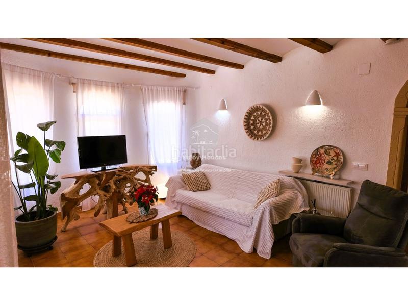Foto 8470978b-ca9b-4344-891c-f76b7dd1d283. Casa espaciosa villa independiente con dos entradas, jardín privado y piscina en pinosol en Xàbia
