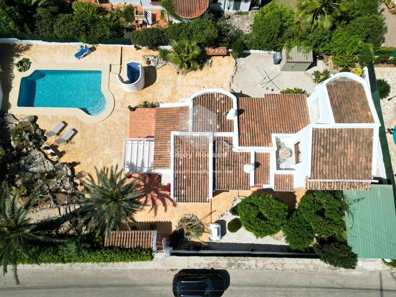 Foto 9a15a96e-c1d7-47ce-af48-76ec48bbedd7. Casa espaciosa villa independiente con dos entradas, jardín privado y piscina en pinosol en Xàbia