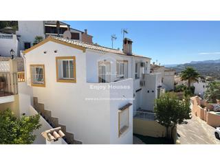 Casa a Els Calistros - L´Assagador. Encantador chalet con vistas panorámicas al valle y al montgó en