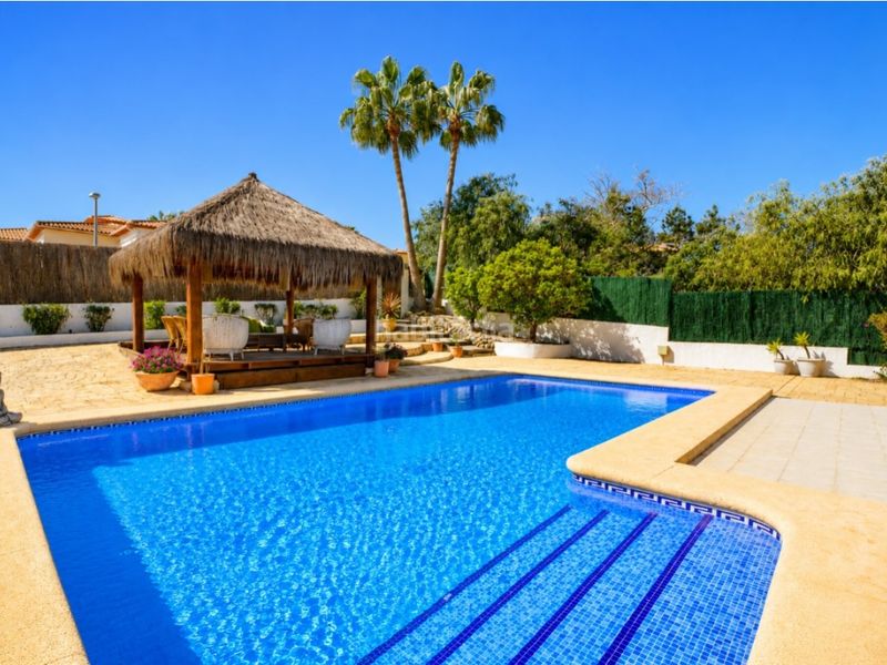 Foto ac84be0d-4a75-44e0-aaca-83ab0dba6747. Casa amb piscina a Partida Comunes-Adsubia Xàbia
