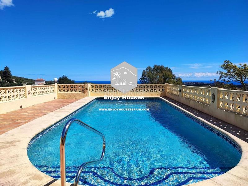 Foto a30de18f-d206-4102-a229-70de82478078. Casa a Cumbre del Sol Poble Nou de Benitatxell (el)