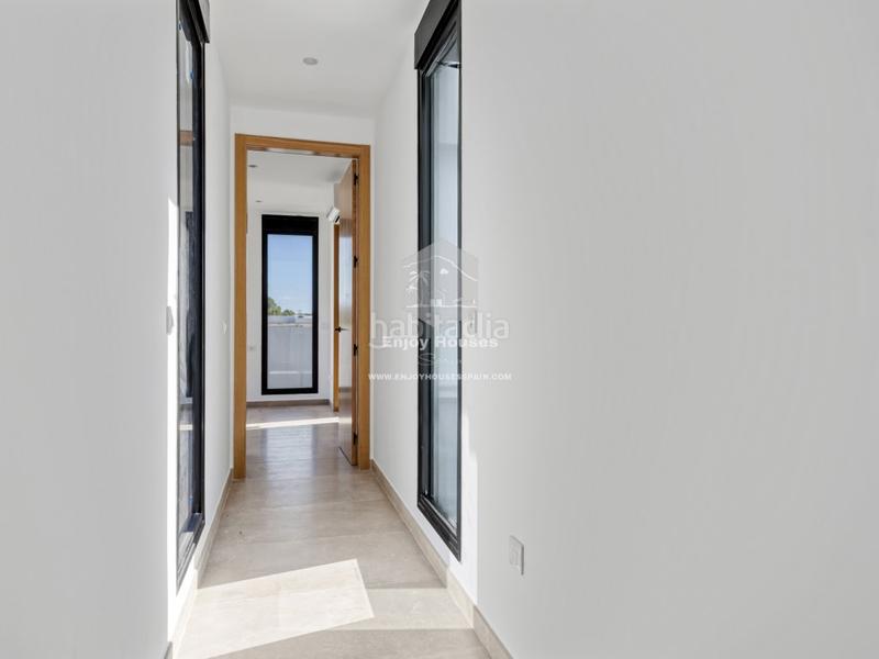 Foto 030900fd-27dd-4ef9-b6d7-b085c1363d6d. Casa amb aparcament piscina a Partida Comunes-Adsubia Xàbia