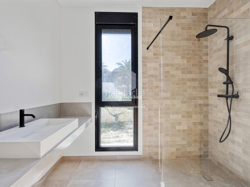 Foto 06f00bb8-5c3c-4c61-95e7-a2cdb2e23948. Casa amb aparcament piscina a Partida Comunes-Adsubia Xàbia