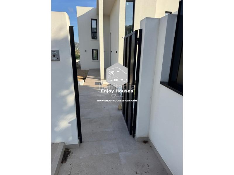 Foto 1ed041f3-d7ba-4c09-a789-99704e90a889. Casa amb aparcament piscina a Partida Comunes-Adsubia Xàbia