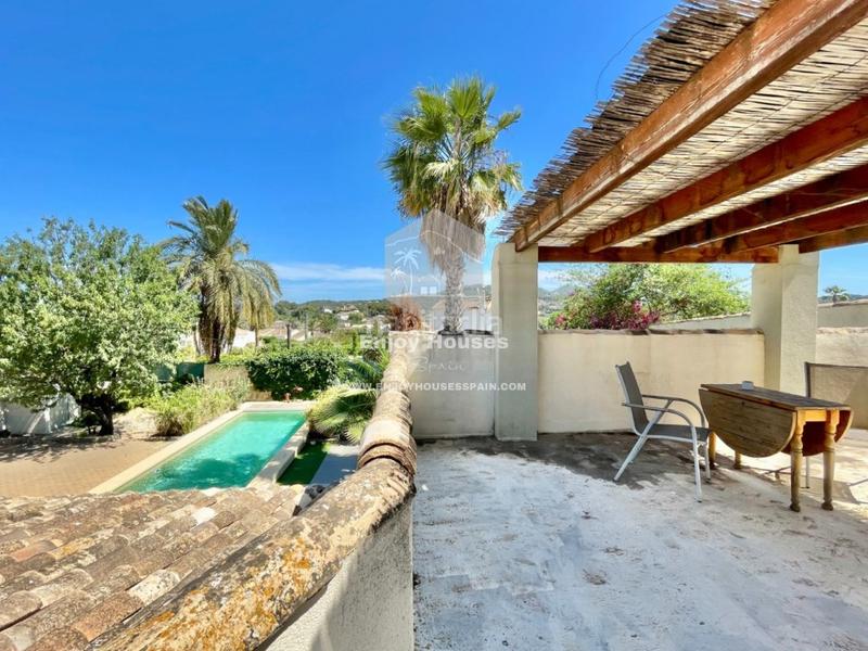 Foto df9d7922-68b3-4993-bbc4-22ef54fbacee. Casa con piscina in Partida Tosal - Zona dels Castellans Xàbia