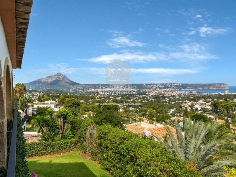 Foto a9913b53-cb87-4b21-a76d-542cd03d2f94. Casa in Cap Martí - El Tossalet - Pinomar Xàbia