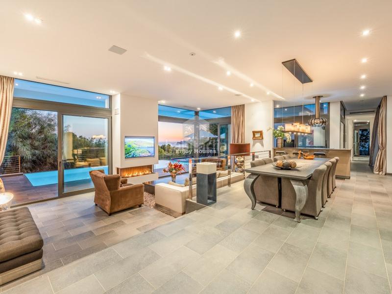 Foto a3b538b5-ed14-4c60-a048-9d5b1c08eb53. Maison avec piscine dans Altea la vella Altea