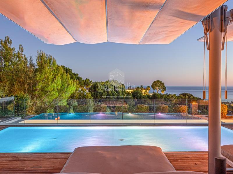 Foto f2f5bd8f-1391-4bbc-ba83-864962427f96. Maison avec piscine dans Altea la vella Altea