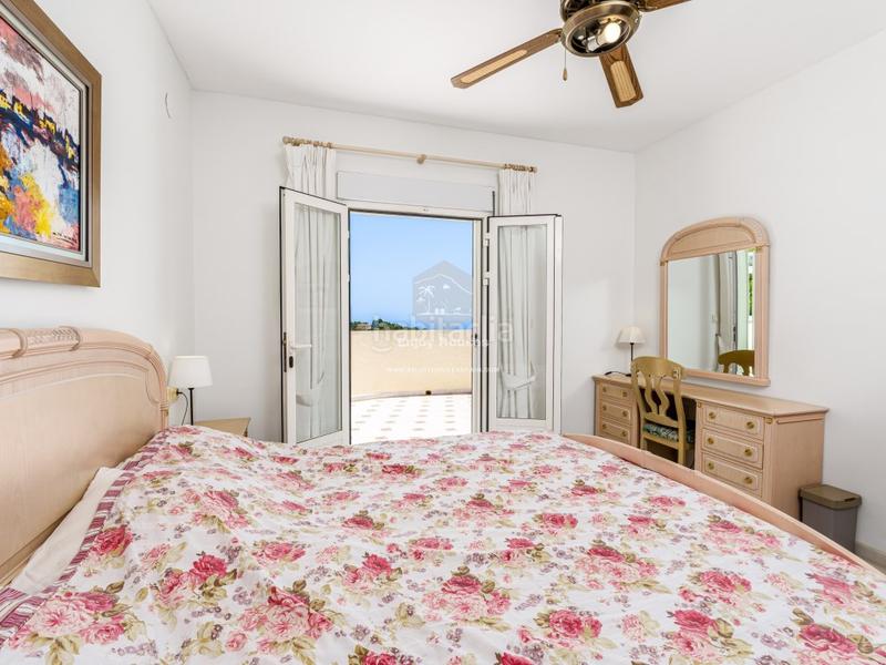 Foto 1df2157d-b140-4c66-821e-f88a0c14fcdd. Casa amb piscina a Altea la vella Altea