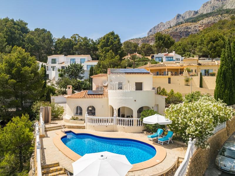 Foto 50607d07-1853-4878-b017-a503bd454288. Casa amb piscina a Altea la vella Altea